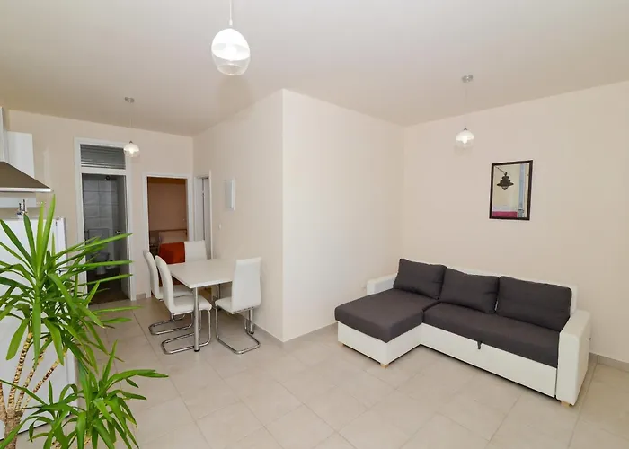 In With Barbecue * Любач