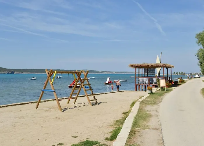 In With Barbecue Любач